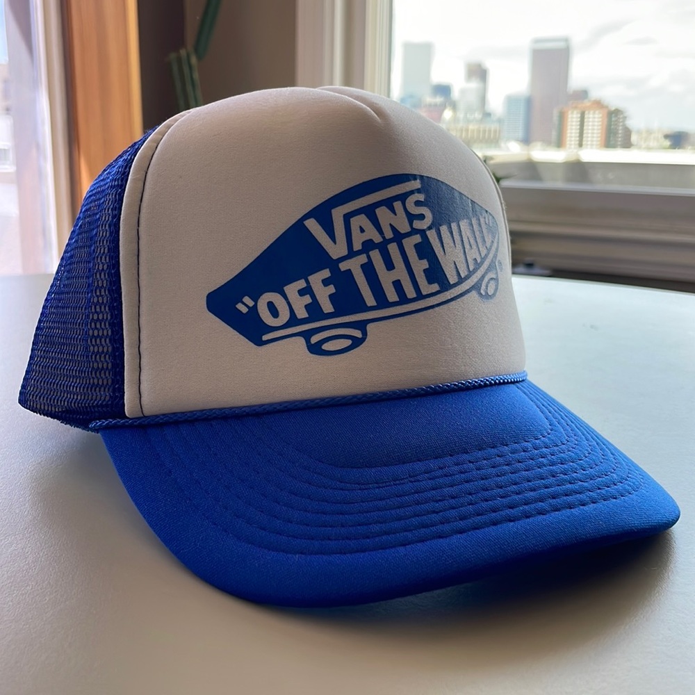 Vans “Off The Wall” Trucker SnapBack Hat. Brand New Never Worn